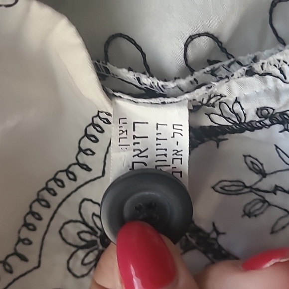 Embroidered and Sequined Jacket - Picture 9 of 15